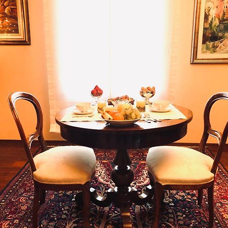 Bed and Breakfast Opera Deluxe Равенна Экстерьер фото