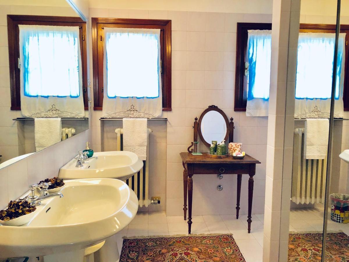 Bed and Breakfast Opera Deluxe Равенна Экстерьер фото