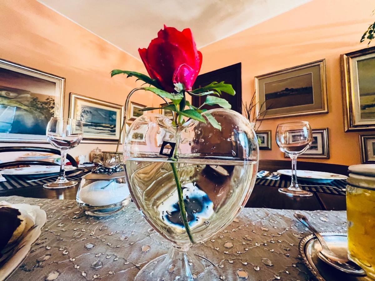Bed and Breakfast Opera Deluxe Равенна Экстерьер фото