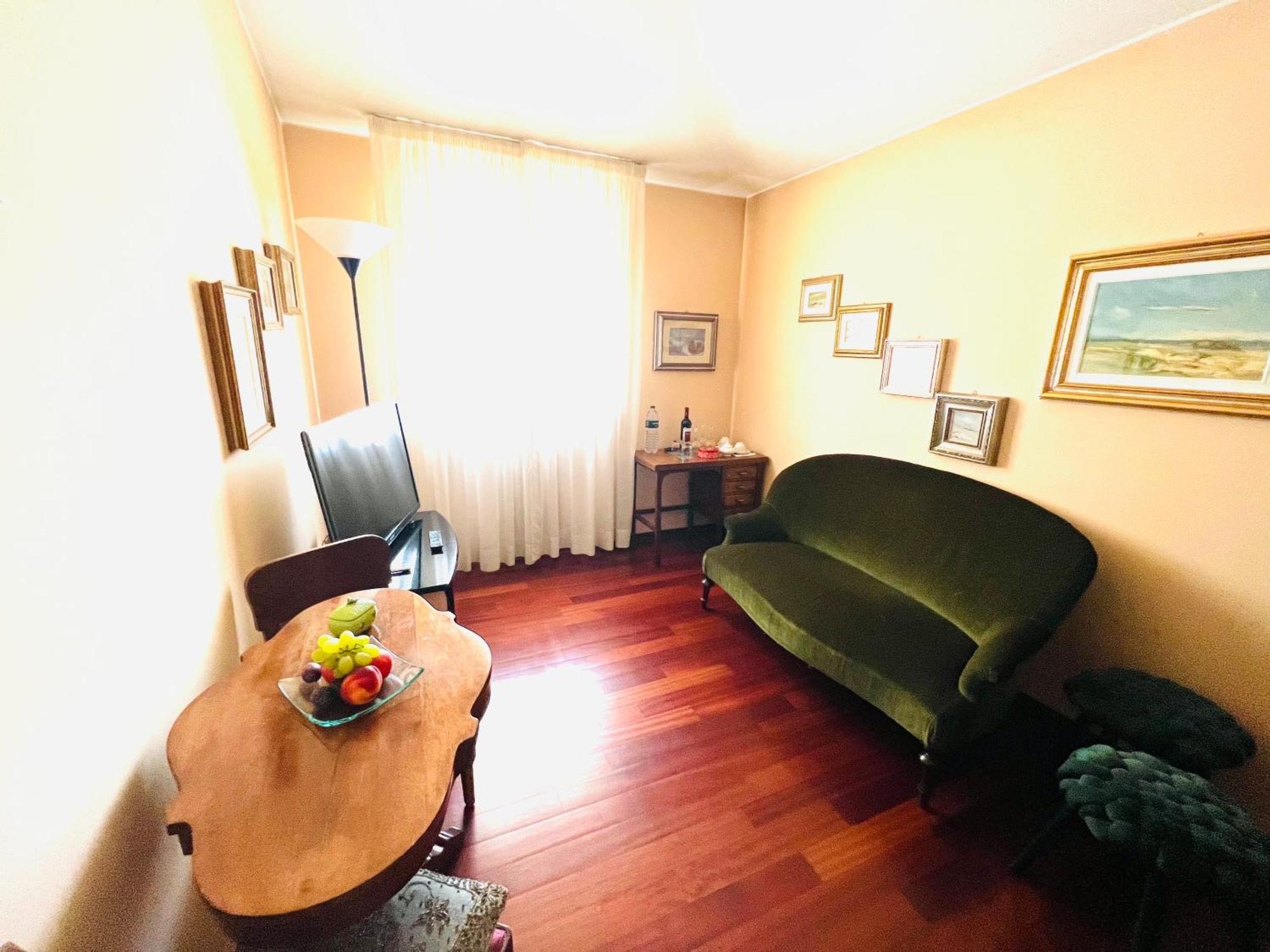 Bed and Breakfast Opera Deluxe Равенна Экстерьер фото